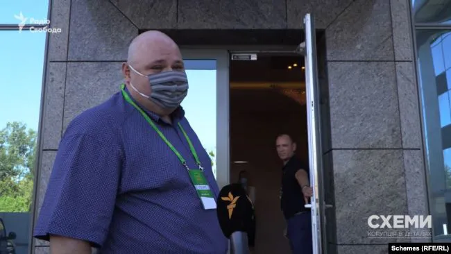 Хто кому брат: як, попри обіцянки, в команді Зеленського процвітає «кумівство» (фото, відео)