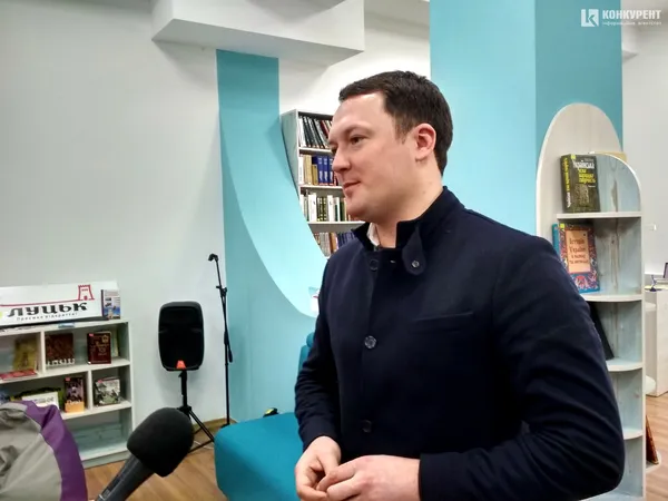 Правильний «двіж» для мам: у Луцьку стартує проєкт «Пузата мама» (фото)