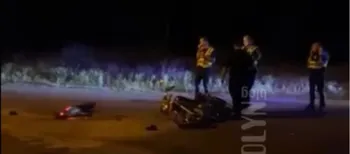 У Маневичах п'яний мотоцикліст збив хлопчика на самокаті (відео)