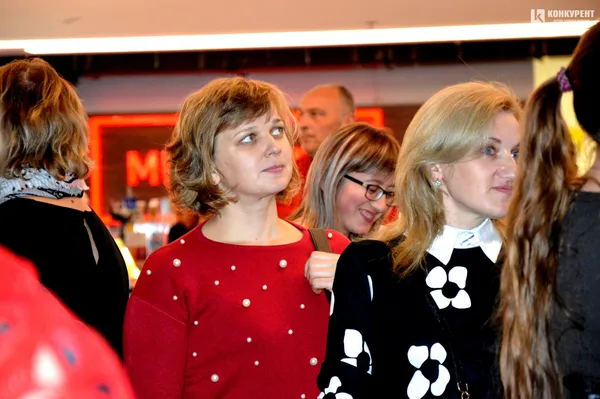 Вовчиця, Магеллан та Сєня Сєдой: як у луцькому «Промені» виступив Арсен Мірзоян (фото)