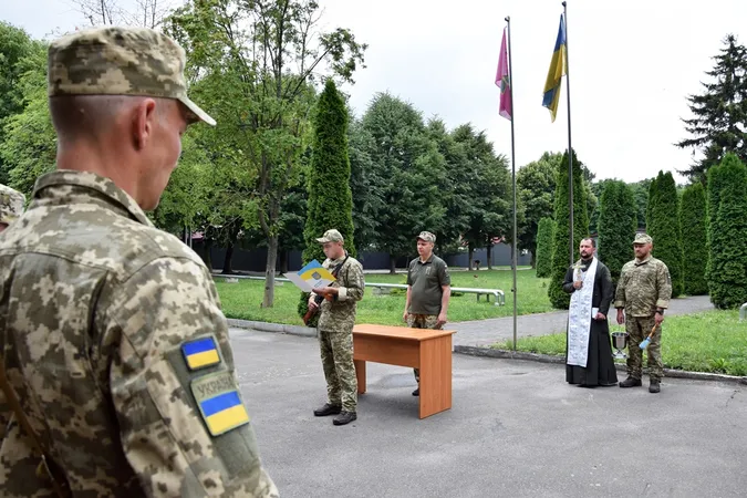 У Луцьку новобранці-прикордонники склали присягу (фото)