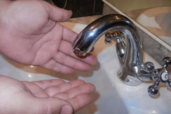 На Соборності в Луцьку відключили воду