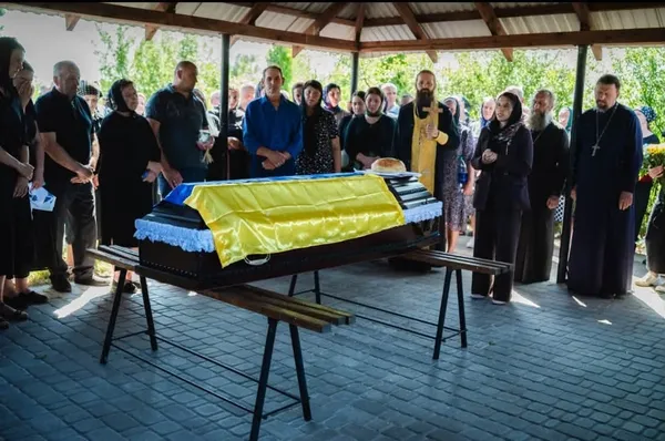 На Волині попрощалися із полеглим прикордонником Валентином Пірожиком (фото)