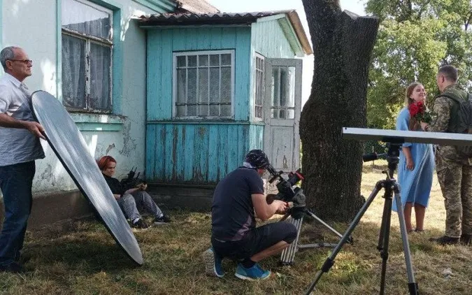 Мультимедійна виставка: на Волині знімають відео про унікальну глиняну писанку