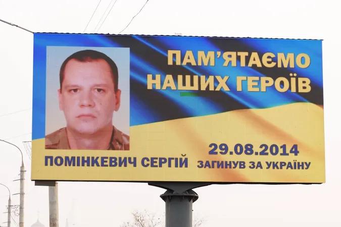 У Луцьку на білбордах з'являться портрети загиблих Героїв (фото)