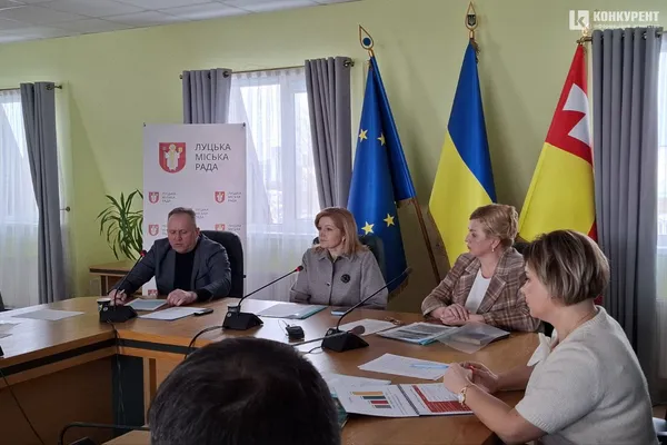 Лікували та робили ремонти: як минув 2025 рік для луцьких медзакладів (фото)