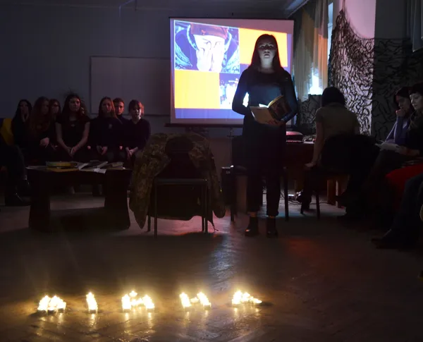 «Війна у слові»: у Луцькому педколеджі відзначили День добровольця