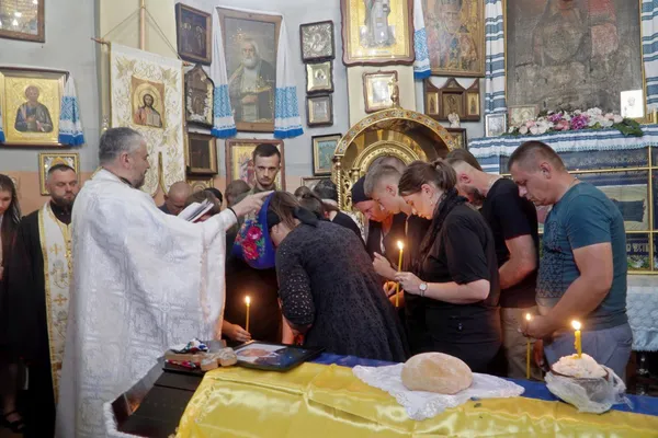 У Володимирі попрощалися з полеглим воїном Андрієм Скригою (фото)