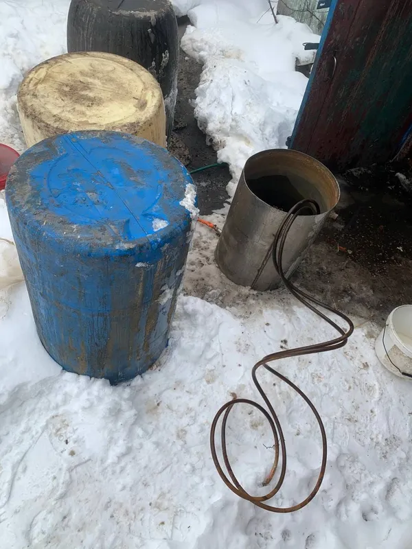 «Покарання не омине жодного горе-підприємця»: на Волині вилили сотні літрів самогону