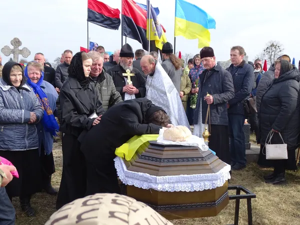 Загинув від ворожого дрона: на Волині попрощалися з воїном Сергієм Панасюком (фото)