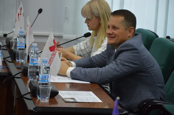 Важкі рішення луцьких депутатів, або Дводенний сесійний марафон. Репортаж