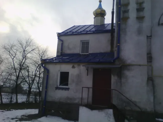 На Волині в церкві виламали вікно і вкрали 100 гривень (фото)