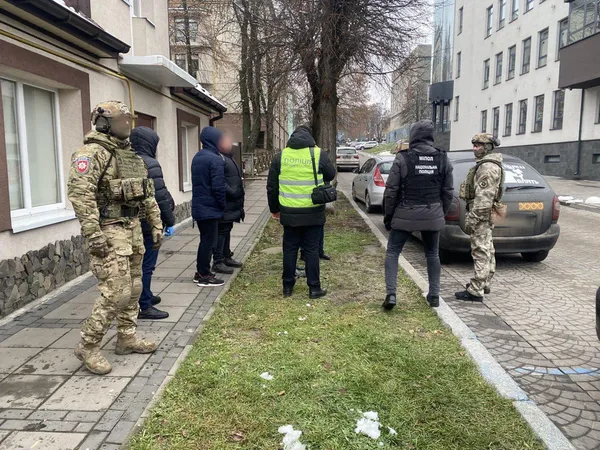 Затримали волинянина, який за $2 500 переправляв ухилянтів за кордон (фото, відео)