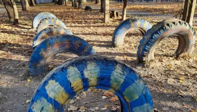 З луцьких дворів хочуть вивезти автомобільні шини: адреси