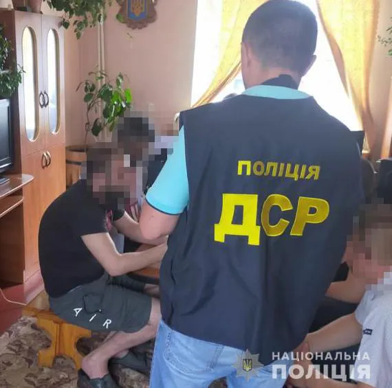 На Волині «смотрящий» за колонією заробляв на наркотиках і шантажі (відео)