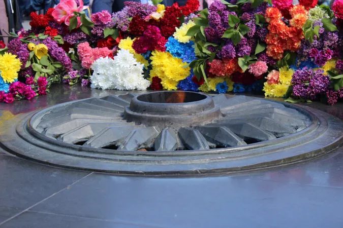 Ніколи знову: у Луцьку вшанували пам'ять жертв Другої світової війни (фото)