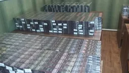 На Волині знайшли 16 ящиків контрабандних сигарет (фото)