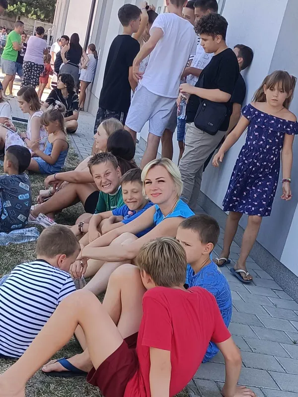 Крістіна з дітьми