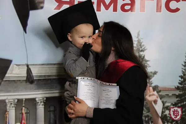 Дипломи магістрів отримали випускники ще шістьох факультетів ВНУ