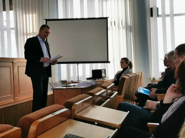 150 тисяч зарплати за місяць отримала головлікар у Луцькому районі