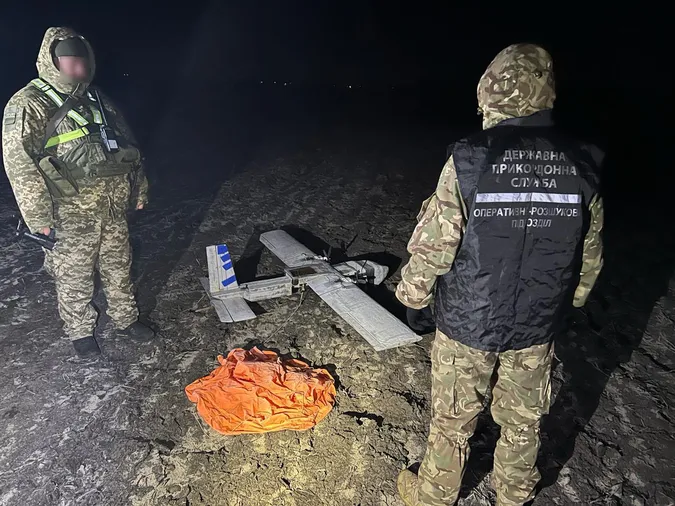Троє волинян організували «перельоти» сигарет до Польщі (фото, відео)