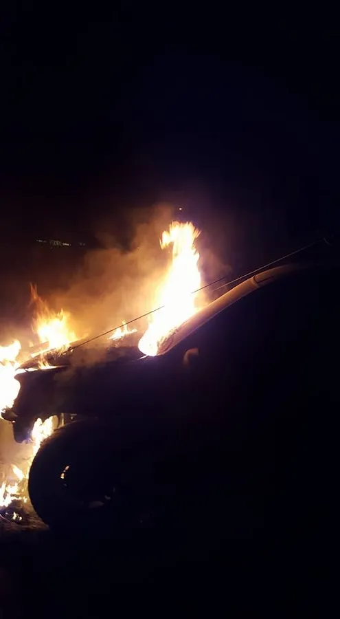 У Луцьку згоріло авто волинського активіста (фото, оновлено) 
