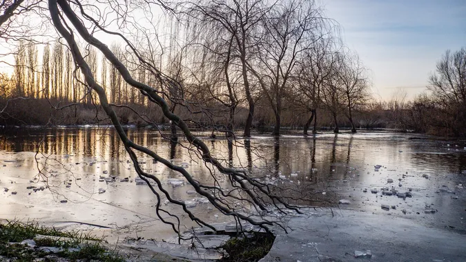 Помірно та невимушено: надвечір'я на вуличках Старого Луцька ( фото)