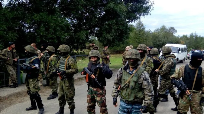 На Волині патрулюватимуть місця видобутку бурштину