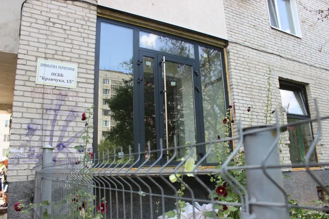 Сусідські війни по-луцьки: деталі скандалу в ОСББ на вулиці Кравчука
