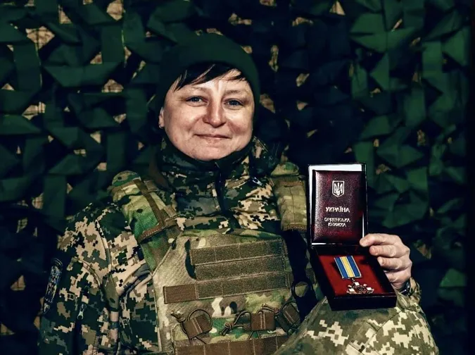 Бойову медикиню 14 ОМБр нагородили орденом «За мужність» (фото)