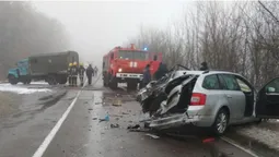 Постраждав пасажир вантажівки: подробиці масштабної ДТП на трасі Луцьк – Горохів (фото)