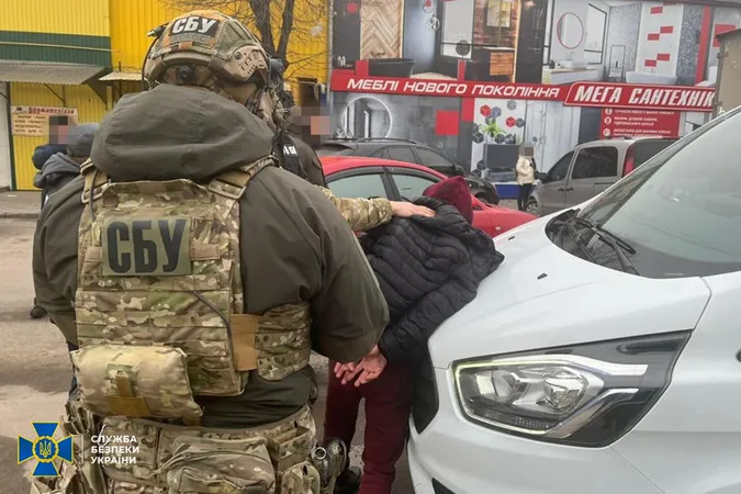 У Вінниці затримали агента РФ, який вербував «зеків» до ПВК «Вагнер» (фото, відео)