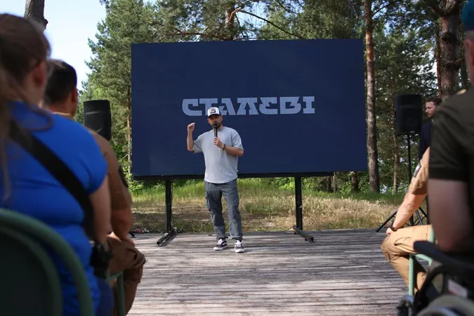 Сергій «Волина» Волинський продовжує допомагати морпіхам навіть у полоні (фото)