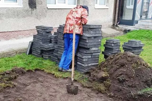 На проспекті Волі у Луцьку мунварта покарала порушників благоустрою