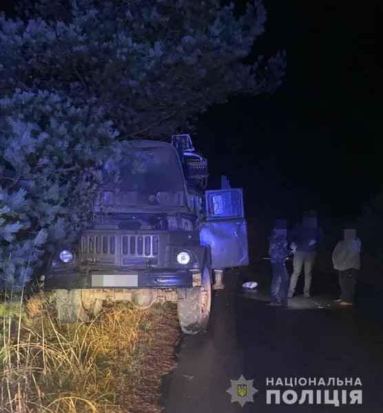 На Волині «ланос» врізався у ЗІЛ – двоє постраждалих (фото)