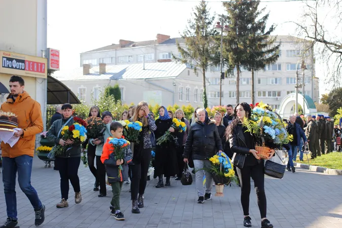 Був у всьому попереду: Луцьк попрощався із Мартензом (фото, відео)