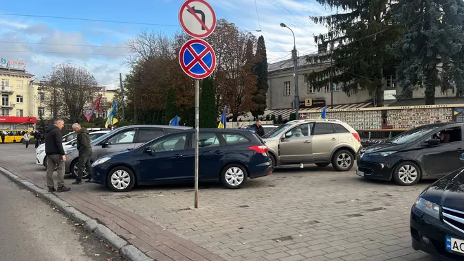 У Луцьку відбувся автопробіг пам'яті Героя Дмитра Іванова (фото, відео)