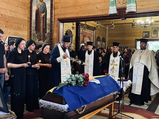 На Волині попрощалися з 45-річним Героєм Вячеславом Пашковим (фото)