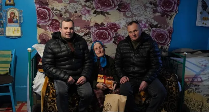 Має 5 дітей, 20 онуків та 19 правнуків: на Волині довгожителька відзначила 91-й день народження