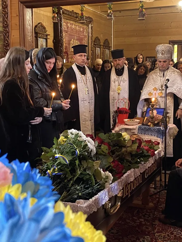 Загинув за тиждень до першої річниці шлюбу: Володимир попрощався з Євгенієм Піндасом
