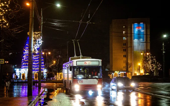 Як це було: 53 роки тому в Луцьку відкрили першу тролейбусну лінію (фото)