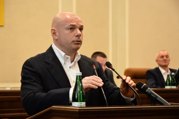 Як новий губернатор мовчав на сесії Волиньради (фоторепортаж)