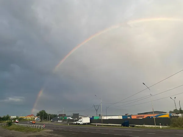 У небі над Луцьком «спіймали» подвійну веселку (фото)