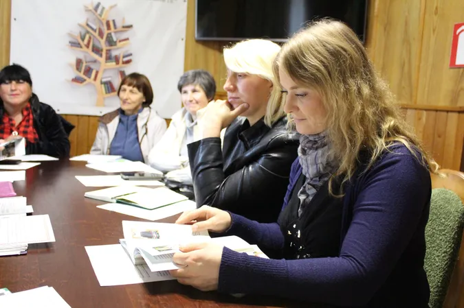 Працювати по-новому: заклади культури Підгайцівської громади змінюють вектор діяльності через війну (фото)