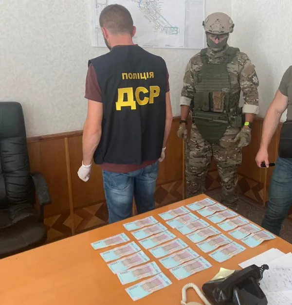 Посадовцям нововолинської шахти, які організували схему з відкатами, оголосили підозру