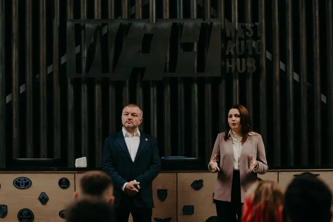 Про що говорили Покровський і Надточій на зустрічі із представниками автобізнесу (фото)