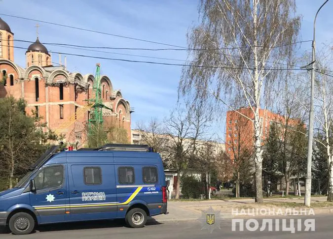 За три дні Великодня поліція склала 30 протоколів на карантинних порушників