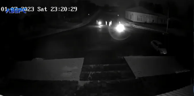 У селі під Луцьком чоловік облився бензином і підпалив себе (відео)