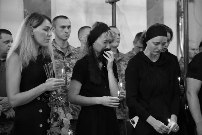 У Луцьку попрощалися із загиблим на Донеччині прикордонником Андрієм Лютим (фото)