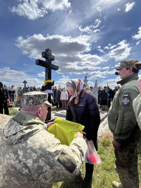 На Волині попрощалися з Героєм Валерієм Бондарем (фото)